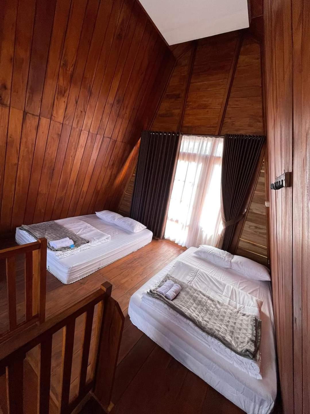 Lodge Griya Keboen Dieng Diyeng